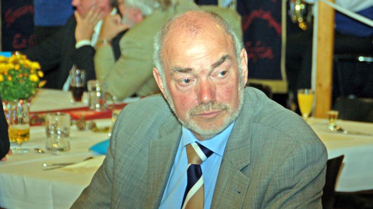 Der ehemalige Bürgermeister von Drage, Hans Hermann Paulsen, war Ende Mai zurückgetreten. 