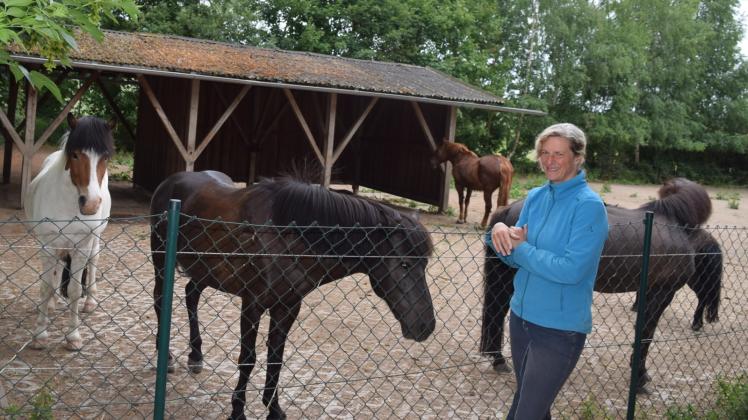 Sie ist großer Fan von Island und den dortigen Pferden: Eva Spankus schaut sich nur die WM-Spiele von Deutschland und Island an.   .