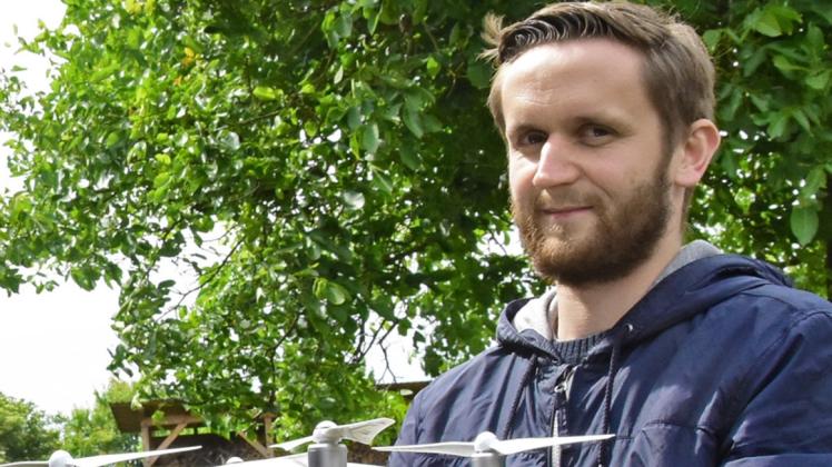 Aus der Luft: Mit seiner Drohne kann Johannes Kuse Solaranlagen kontrollieren.
