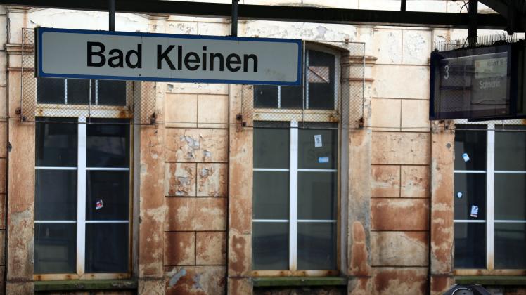 Vor ein Vierteljahrhundert fielen die tödlichen Schüsse im Bahnhof  Bad Kleinen: Das RAF-Mitglied Wolfgang Grams und der Polizist Michael Newrzella starben.