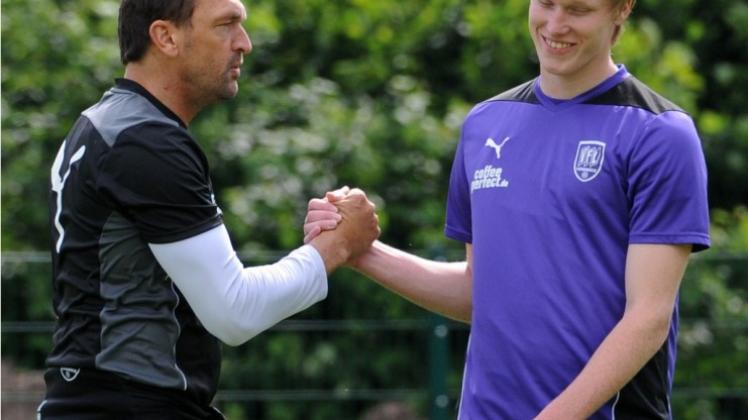 VfL-Trainer Wollitz will das Geld aus dem Wegkamp-Transfer geschickt investieren. VfL-Trainer Wollitz will das Geld aus dem Wegkamp-Transfer geschickt investieren.