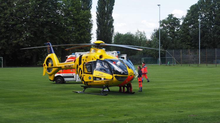 Mit dem Rettungshubschrauber wurde der Verletzte nach Hamburg in eine Spezialklinik geflogen. 