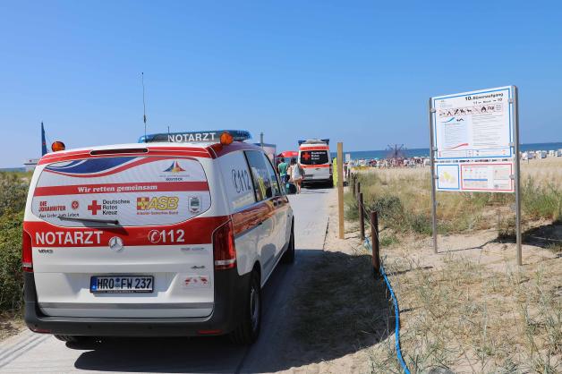 Urlauberin (70) tot aus Ostsee in Warnemünde geborgen Urlauberin (70) tot aus Ostsee in Warnemünde geborgen