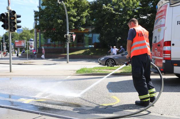 Schwerer Unfall in Rostock: Lkw überrollt Seniorin in der Südstadt