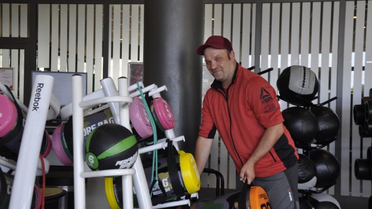 Mit Leidenschaft dabei: Jens Lehmann ist mit Leidenschaft Chef-Trainer bei Fitness First und kompetenter Ansprechpartner in Sachen Fitness und Ernährung. 