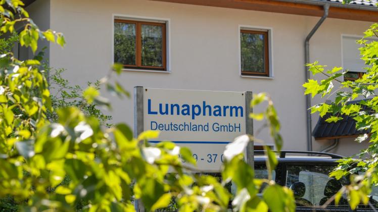 Das Gebäude der Lunapharm Deutschland GmbH.in Blenkenfelde-Mahlow. 
