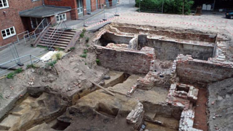 Die umfangreichen Grabungen „An der Parade“ in der Lübecker Innenstadt zeigen, dass bereits vor 2000 Jahren an dieser Stelle Menschen lebten. 