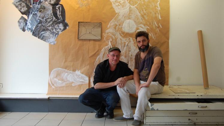 Die Künstler Detlef Schlagheck (l.) und Leonid Kharlamov stellen im KU 1 aus. 