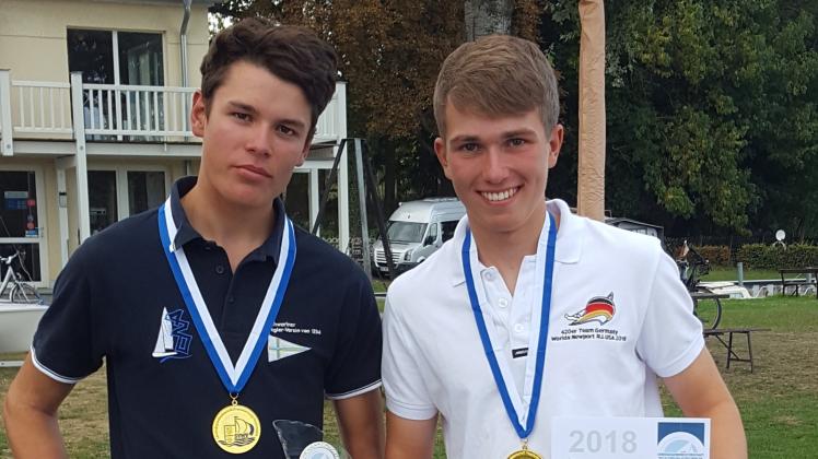 Waren in Röbel bei den Landesjugendmeisterschaften in der Klasse der 420er nicht zu schlagen: Johannes Erichsen (l.) und Mika Trosien Waren in Röbel bei den Landesjugendmeisterschaften in der Klasse der 420er nicht zu schlagen: Johannes Erichsen (l.) und Mika Trosien