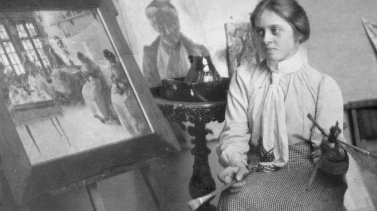Entwickelte schon früh ihr künstlerisches Talent:  Irmgard Nieper-Wachs. Das Foto zeigt die Malerin 1902. 