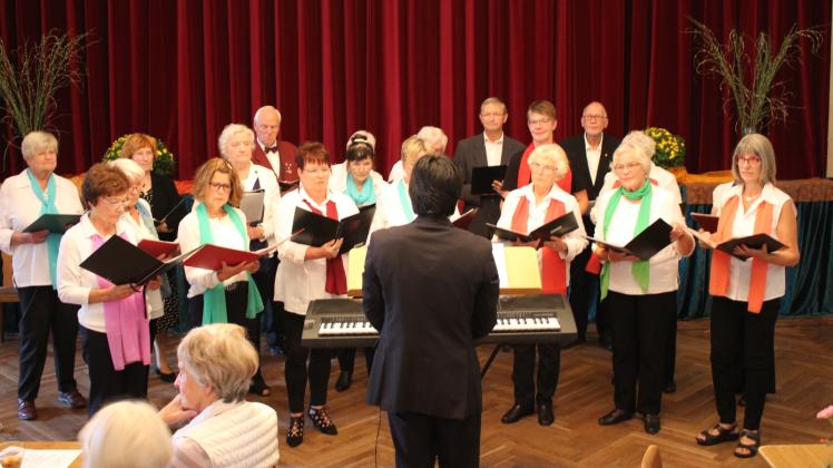 Kreischordes Sängerkreises 6 beim Gastspiel im Colo.