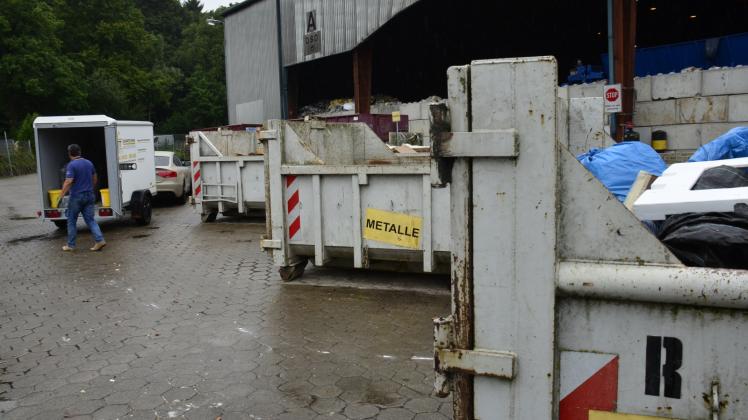 Ein zweiter Recyclinghof in Wedel soll den kreisweit bislang einzigen der GAB in Tornesch – hier im BIld – entlasten. Die Pläne stoßen in Wedel auf Kritik. 