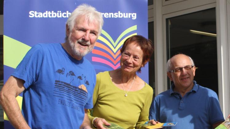Sie gewannen: Arno Petersen mit Hildegard und Wolfgang Schön (v.r.).