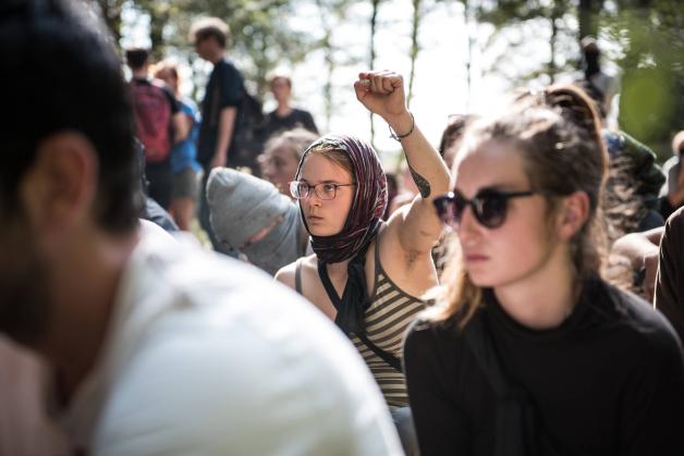 Bei einer Kundgebung wollen am Sonntag Tausende Menschen für den Erhalt des Hambacher Forstes demonstrieren. 