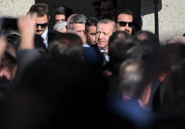 Recep Tayyip Erdogan, Präsident der Türkei, kommt zur Eröffnung der DITIB-Zentralmoschee.
