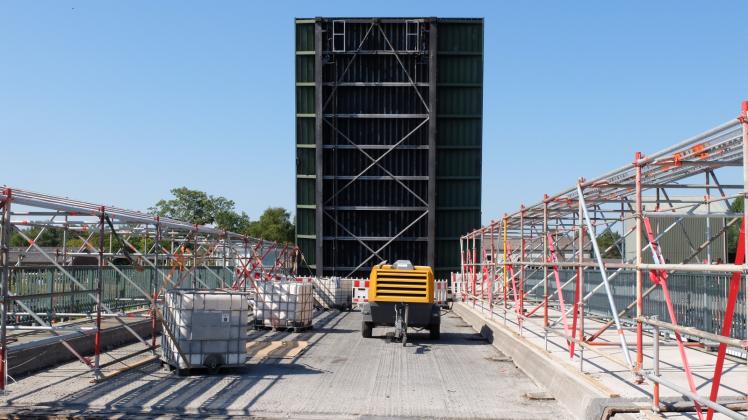 Sanierung: Die Eiderbrücke in Pahlen wird wie in den Sommerferien nun erneut wegen Sanierungsarbeiten gesperrt. 