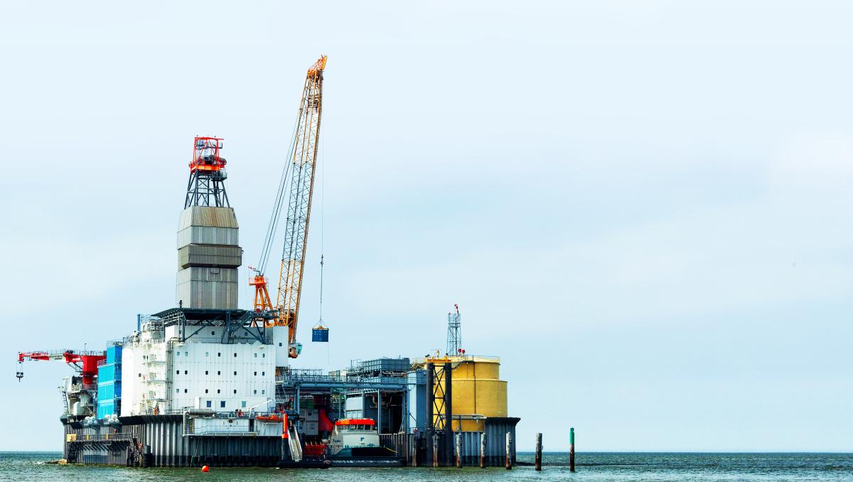 Das Öl der Waterkant – ein Besuch auf der Bohrinsel Mittelplate | SHZ