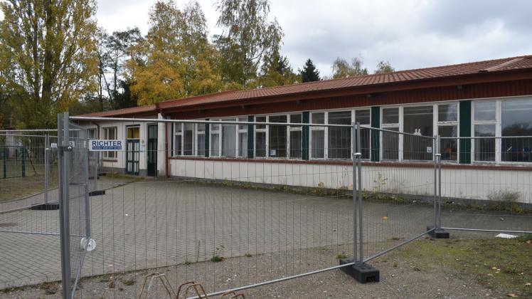 Seit wenigen Monaten wieder im Eigentum der Stadt, will diese das ehemaligen Kita-Gebäude an der Rudolf-Harbig-Straße jetzt abreißen lassen.