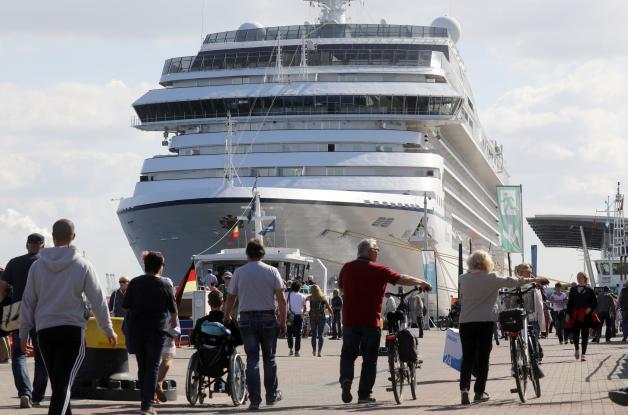 Beliebt bei Touristen: die Kreuzfahrtschiffe in Rostock-Warnemünde