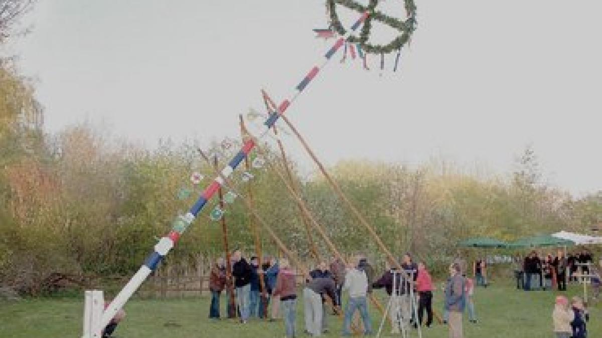 Maibaum nach bayrischer Art
