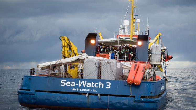 Gerettete Migranten an Bord der Sea-Watch 3. 