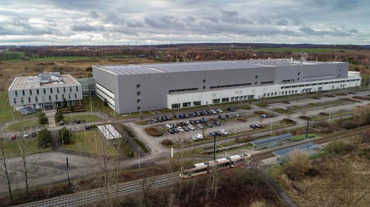Die Astronergy Solarmodule GmbH hatte die Modulfabrik der insolventen Solarfirma Conergy Anfang 2014 in Frankfurt (Oder) übernommen. Jetzt stellt sie dort die Produktion ein.