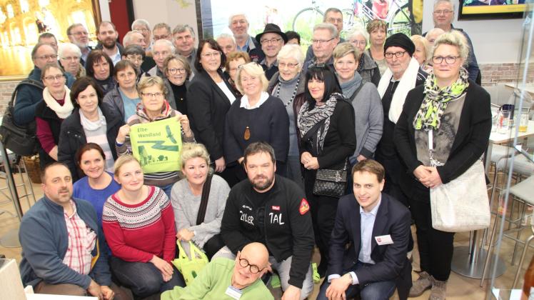 Eine Abordnung der Samtgemeinde Scharnebeck und der Gemeinde Amt Neuhaus gestaltete am Tag 4 das Geschehen auf der Internationalen Grünen Woche in Berlin. 