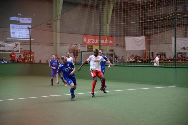 Für die DKMS-Allstars, hier mit Boubacar Sanogo, war im Viertelfinale gegen den FC Mecklenburg Schluss.