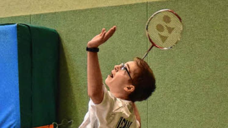 Das Schweriner Badminton-Talent Luca Wiechmann holte bei der norddeutschen Rangliste zwei erste und einen zweiten Platz.  