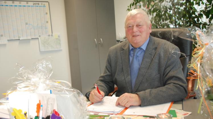 Auch an seinem 65. Geburtstag war Karstädts Bürgermeister Udo Staeck in der Verwaltung anzutreffen.