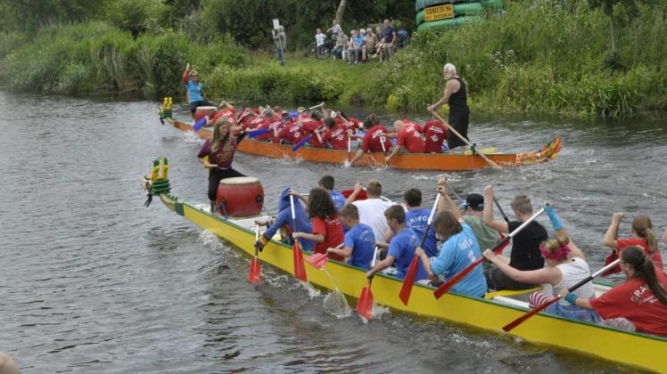 Mit Drachenbootrennen kennen sich die Grabower aus, schließlich gibt es einen solchen Wettkampf auch in der Eldestadt. 