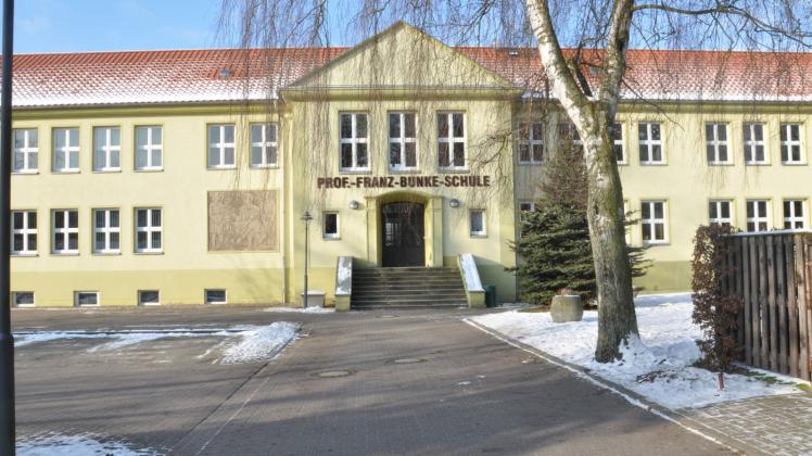 Sozialarbeit ist wichtiger Bestandteil an der Schwaaner Schule. Doch die Bildungseinrichtung ist mit dem derzeitigen Zustand nicht zufrieden. 