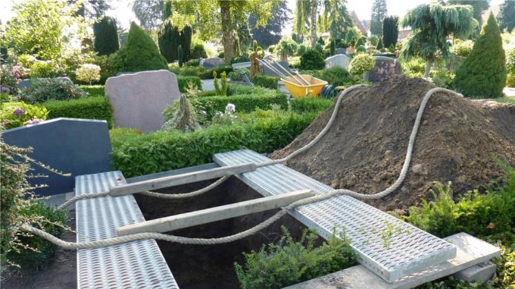Eine Exhumierung hat in der Grafschaft stattgefunden – sie steht im Zusammenhang mit Morden an jungen Frauen in den 70er-Jahren. 