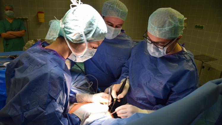 Tiefschlaf statt Narkose neue Methode für BrustkorbOperationen SHZ