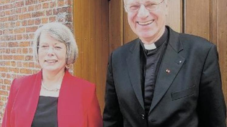 Aus Kropp verabschiedet: Pastor Dr. Hans-Joachim Ramm  und seine Frau Angelika leben zukünftig in Heikendorf. Foto: gutsche