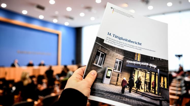 Der 14. Tätigkeitsbericht der Stasi-Unterlagen-Behörde (BStU) wird im Rahmen einer Pressekonferenz vorgestellt.