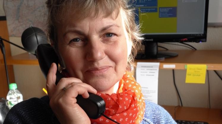 Seit zwei Jahren hört sie schon geduldig zu und berät Heranwachsende am Sorgentelefon des Kinderschutzbundes: Elvira Hünemörder. 