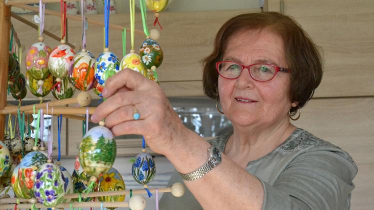 Ein Leben voller Farbe: Seit nunmehr 65 bemalt die heute 77-jährige Ursula Marianne Schultz Ostereier. 