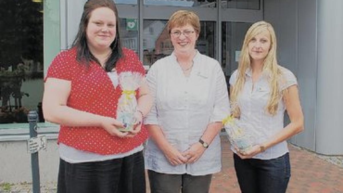 Zwei neue Gesichter im Barmstedter Rathaus | SHZ