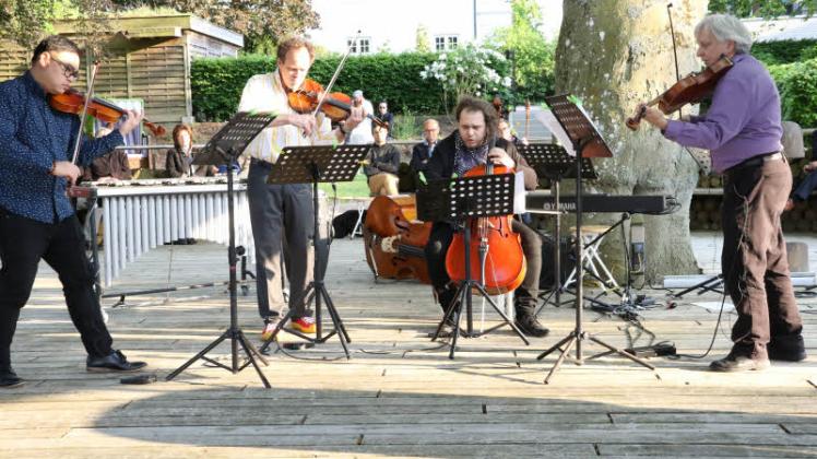 Das „Sirius Quartett“ aus New York überzeugte im „Garten des frischen Wassers“ besonders mit dem Stück „Red Hook“.  Fotos: Rosemarie Schrick 