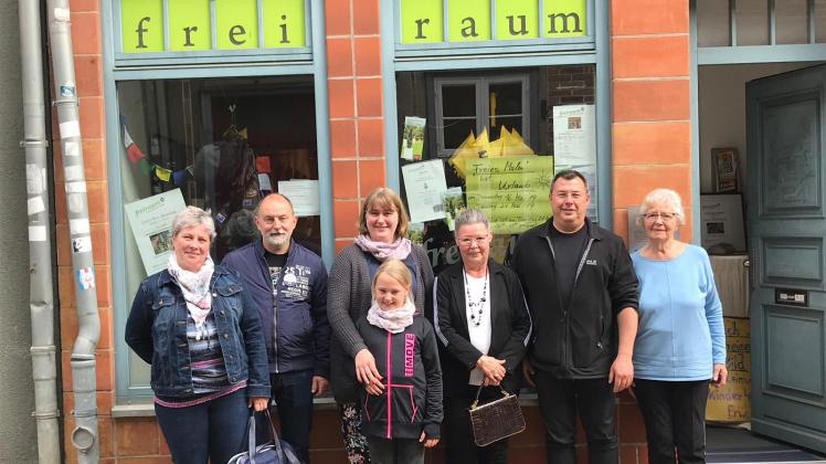 Unterstützen den „Freiraum 26“ in der Münzstraße: die Familien Nils und Kai Magerfleisch sowie Ruth Neumann. 