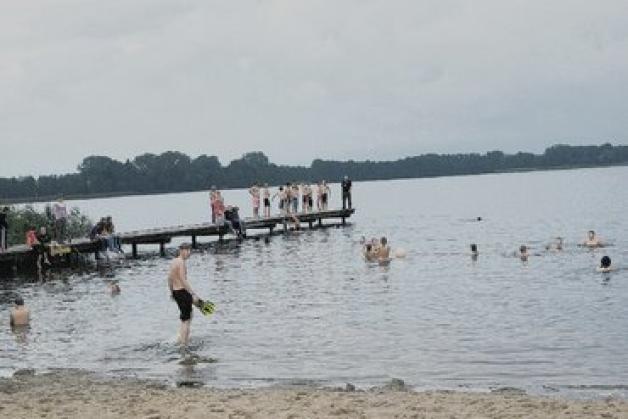 Dörfliche Idylle an See und Fluss