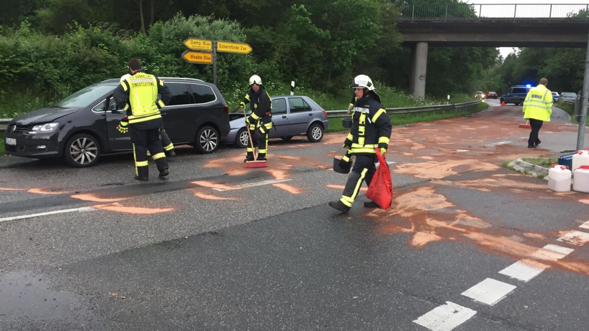 Zwei Leichtverletzte Auffahrunfall | SHZ