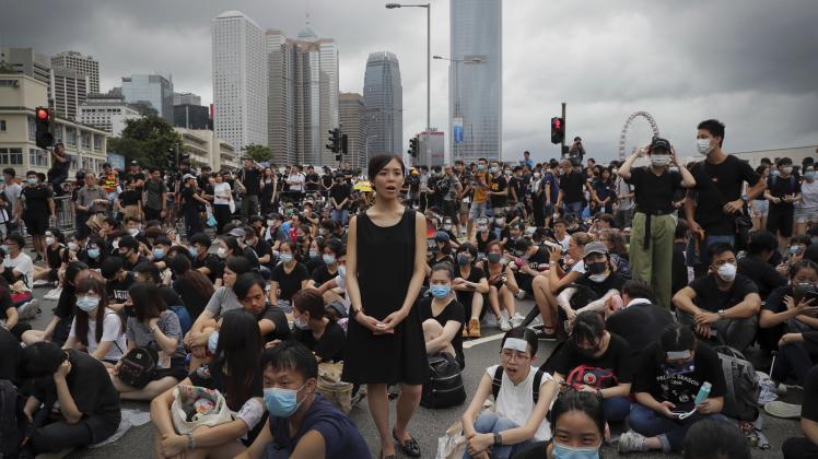 Protest nach Hongkong-Art: Hunderttausende gehen für ihre Freiheit auf die Straße und erheben ihre Stimmen.