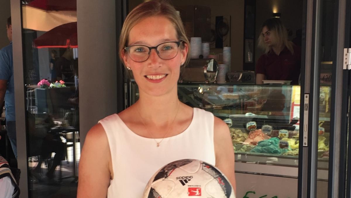 Fußballerin Daniela Runge: „Männerfußball ist was anderes“ | SHZ