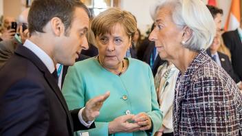 Das ist der Deal: Frankreichs Staatspräsident Emmanuel Macron schlägt die Deutsche Ursula von der Leyen als Kommissionschefin der EU vor und Bundeskanzlerin Angela Merkel stimmt der Französin Christine Lagarde als EZB-Chefin zu.