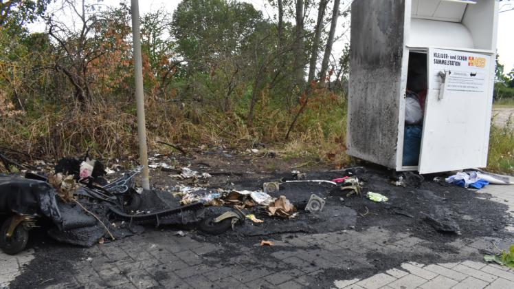Ein Schandfleck im Boizenburger Weg der Jugend sind Container, die beschädigt oder gar abgebrannt werden.  