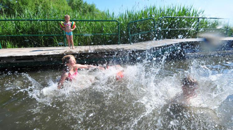 Die Badestelle in Klocksdorf ist ein beliebter Treffpunkt für Jung und Alt. 