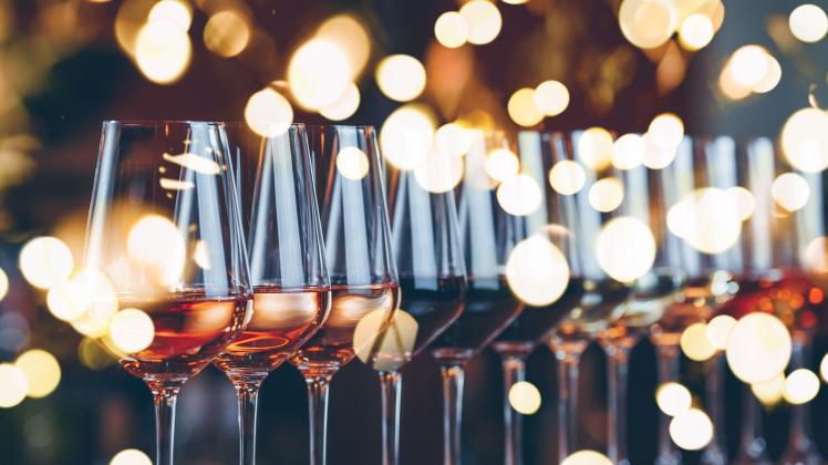 Vom exklusiven Dinner über die kulinarische Weinmeile bis hin zur Wahl der 1. Weinprinzessin bietet das Ostsee Resort Damp im Rahmen des 1. Internationalen Damper Wein Festivals den Besuchern ein vielfältiges Programm. 