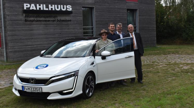 Der neue Dienstwagen des Biosphärenreservatsamtes Schaalsee-Elbe dient auch als Erprobungsfahrzeug.